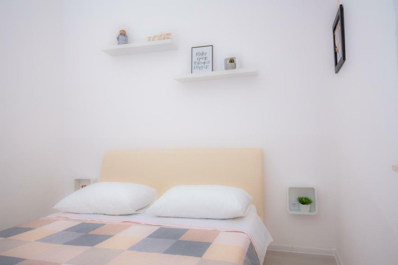 Apartman Marko Primosten Exterior photo